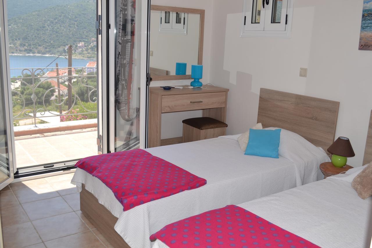 Verde E Mare Agia Efimia Ngoại thất bức ảnh